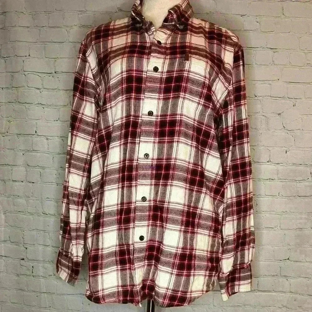 Chaps Men's Medium Long Sleeve Performance Flannel Shirt Red Plaid